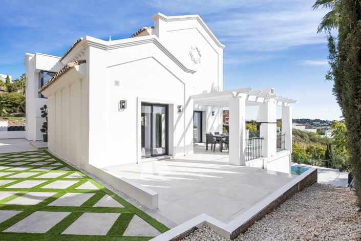 Image No.3-5 Bed Villa for sale