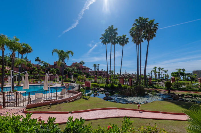 Image No.25-3 Bed Property for sale