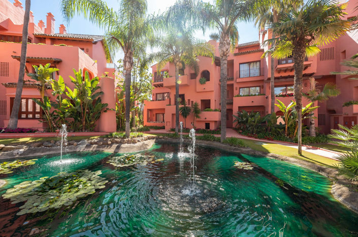 Image No.29-3 Bed Property for sale