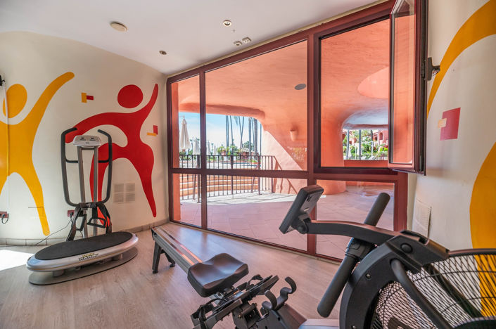 Image No.33-3 Bed Property for sale