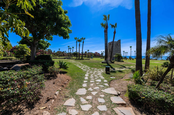 Image No.38-3 Bed Property for sale