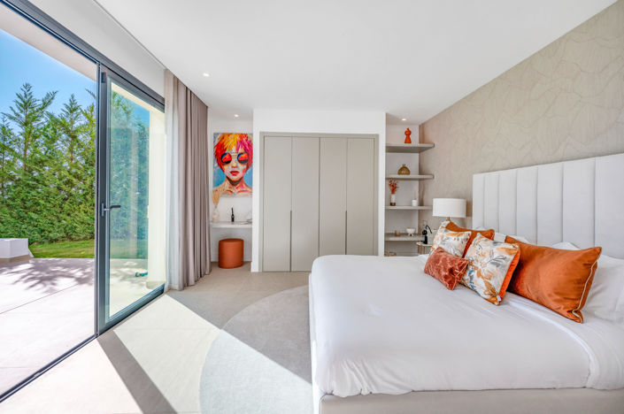 Image No.34-6 Bed Villa for sale