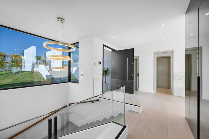 Image No.4-6 Bed Villa for sale