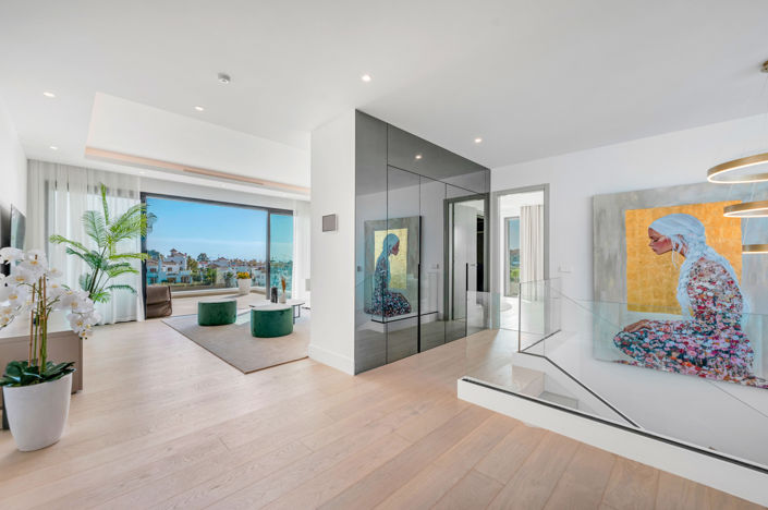 Image No.5-6 Bed Villa for sale