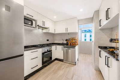 b98le8d7m9k3degpefzhs0lif8u4xzvzhwxtmggyekxx9