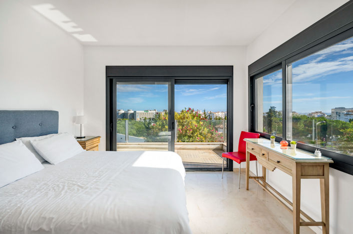 Image No.15-5 Bed Villa for sale