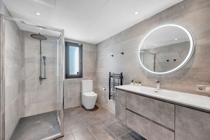 Image No.19-5 Bed Villa for sale