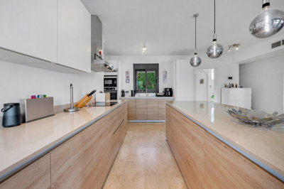 b98le8d7m9k3degpefzhs0lif8u4xzvzhwxtmggyekxx9