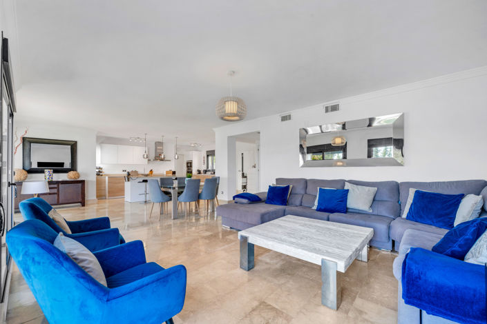 Image No.8-5 Bed Villa for sale