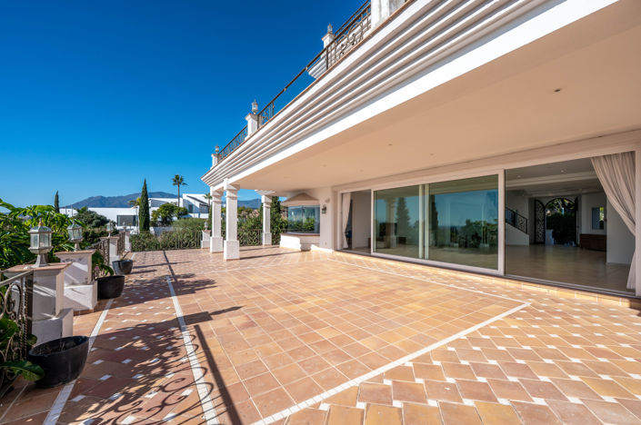 Image No.10-7 Bed Villa for sale