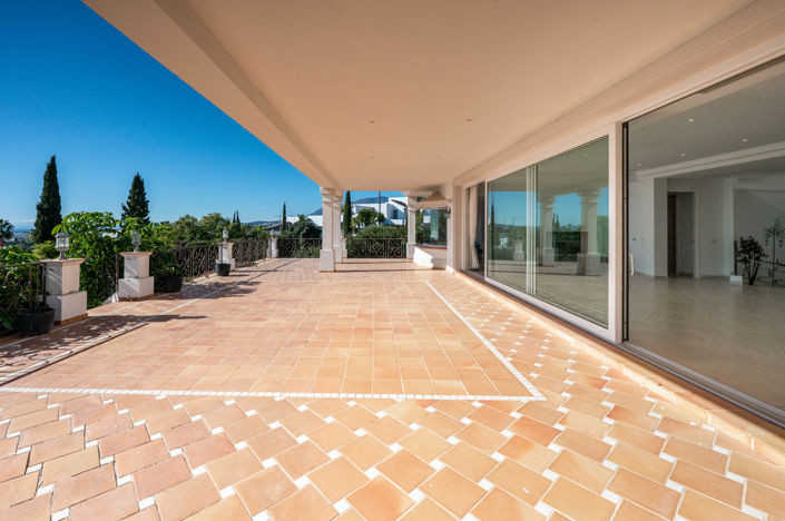 Image No.11-7 Bed Villa for sale