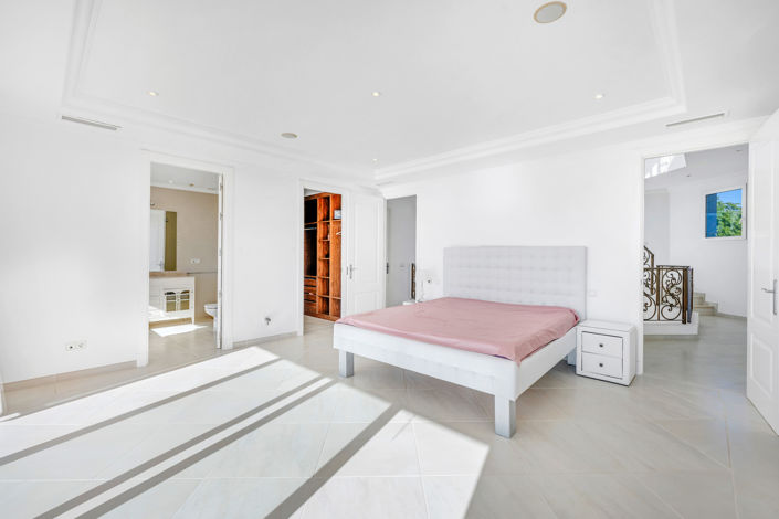 Image No.27-7 Bed Villa for sale