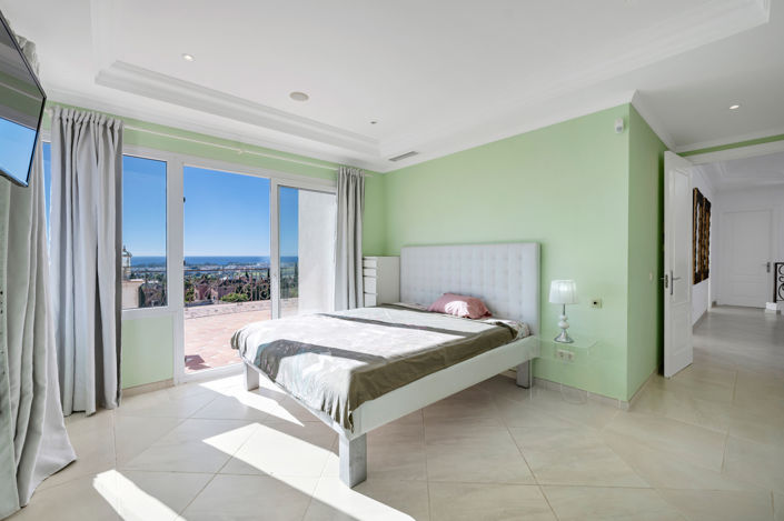 Image No.34-7 Bed Villa for sale