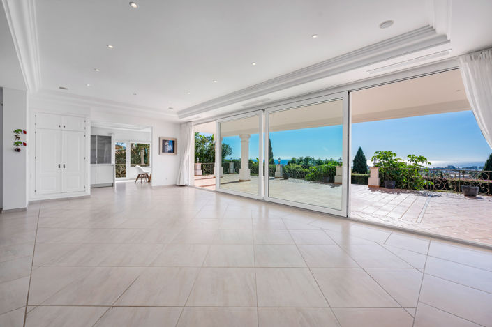 Image No.9-7 Bed Villa for sale