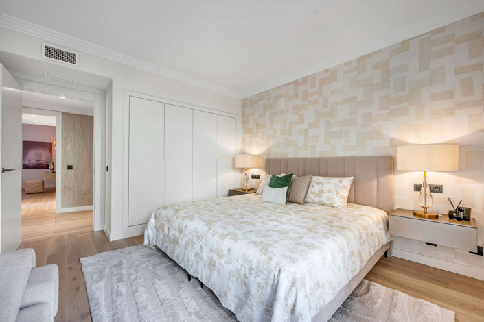 Image No.18-4 Bed Apartment for sale