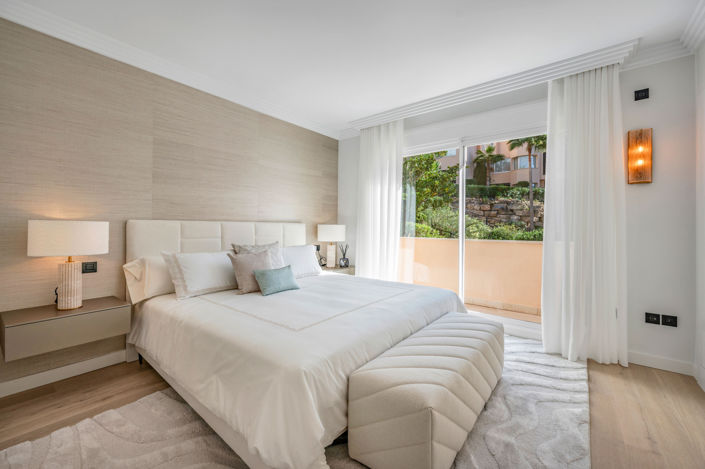 Image No.20-4 Bed Apartment for sale