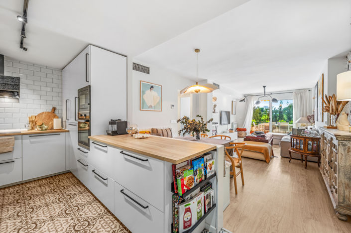 Image No.10-2 Bed Apartment for sale