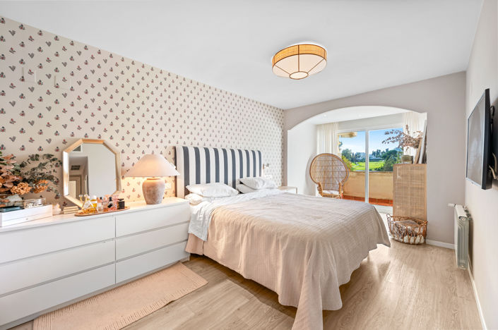 Image No.14-2 Bed Apartment for sale