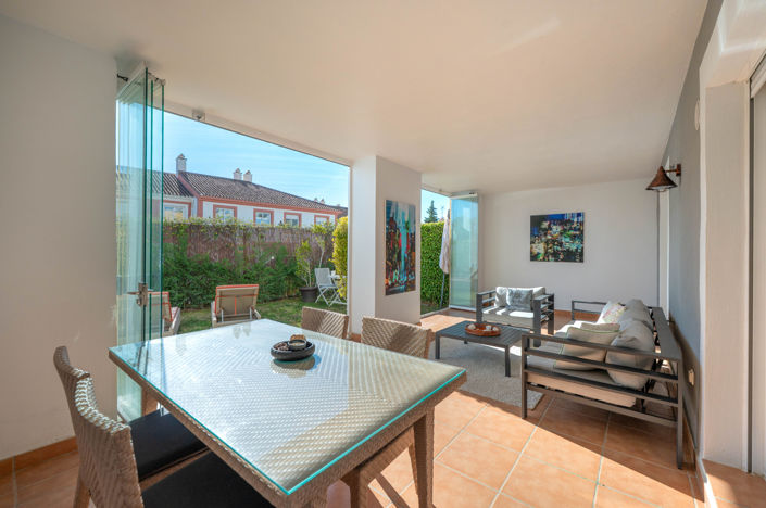 Image No.28-2 Bed Property for sale