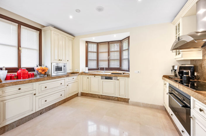 Image No.9-Villa de 6 chambres à vendre à Benahavis