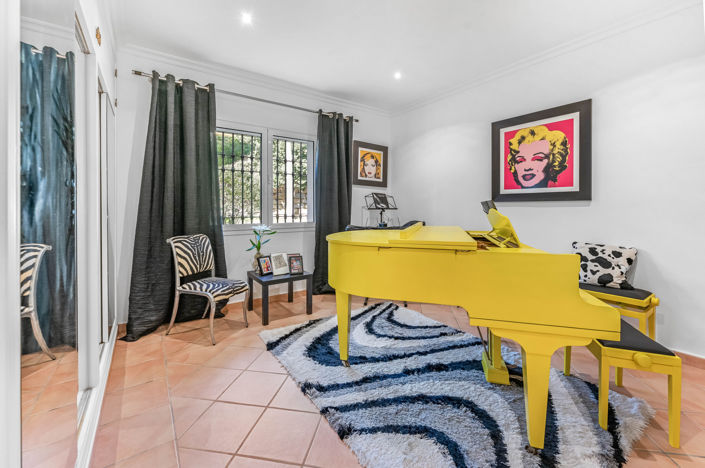 Image No.50-6 Bed Villa for sale