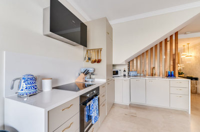 b98le8d7m9k3degpefzhs0lif8u4xzvzhwxtmggyekxx9