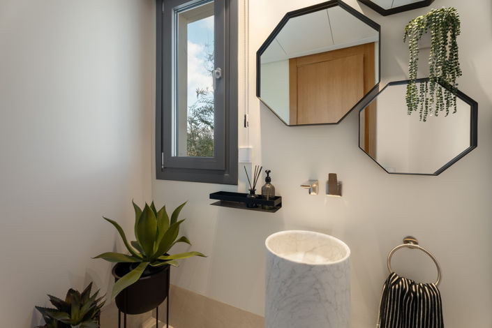 Image No.17-3 Bed Apartment for sale