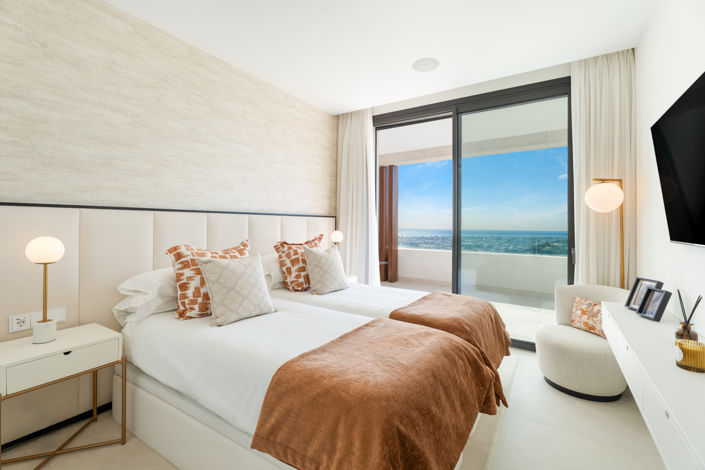 Image No.18-3 Bed Apartment for sale