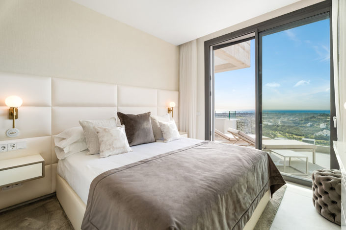 Image No.20-3 Bed Apartment for sale