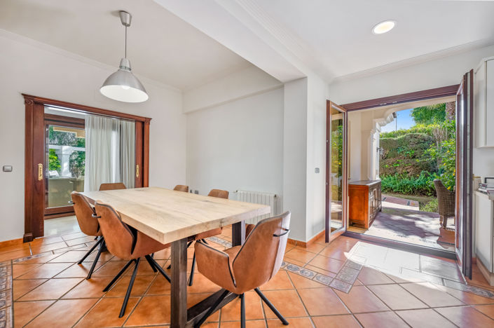 Image No.11-6 Bed Villa for sale