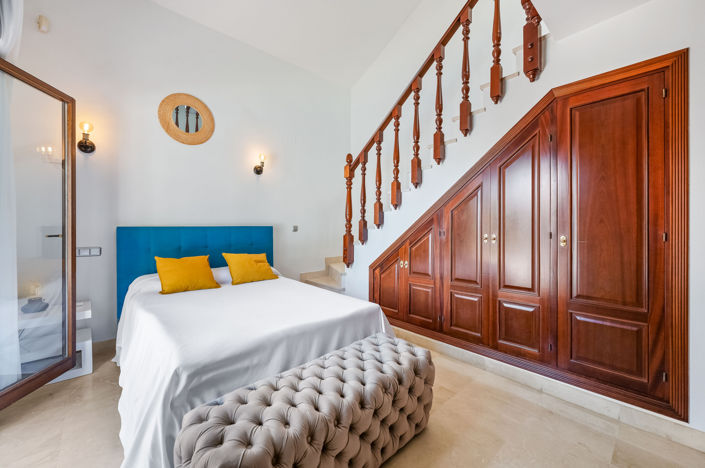 Image No.15-6 Bed Villa for sale