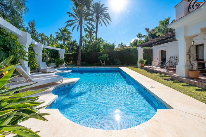 Image No.17-6 Bed Villa for sale