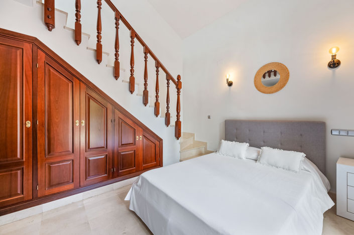 Image No.21-6 Bed Villa for sale