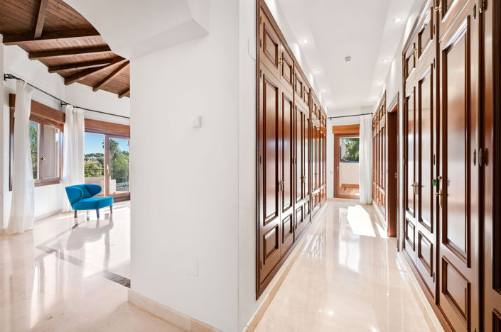 Image No.26-6 Bed Villa for sale