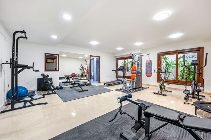 Image No.40-6 Bed Villa for sale