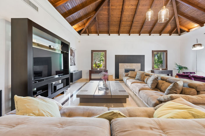 Image No.47-6 Bed Villa for sale