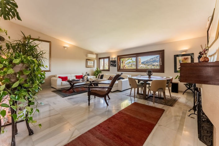 Image No.26-7 Bed Villa for sale