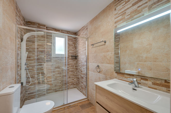 Image No.18-2 Bed Apartment for sale