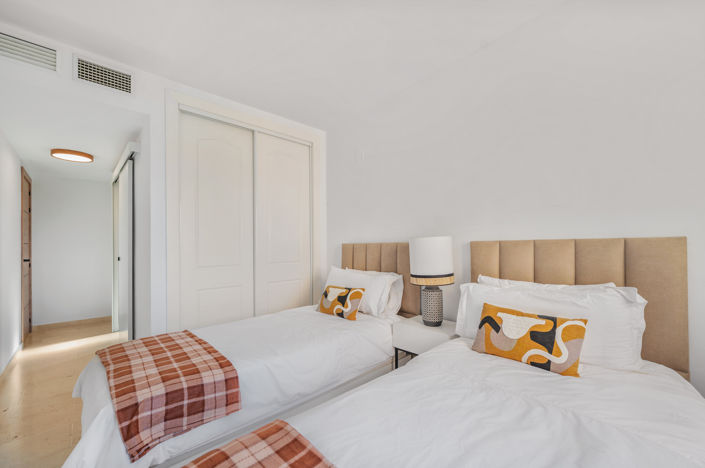 Image No.20-2 Bed Apartment for sale