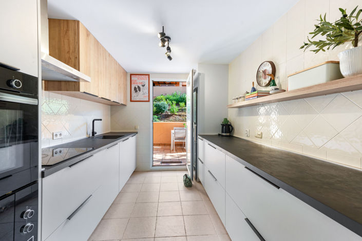 Image No.8-2 Bed Apartment for sale