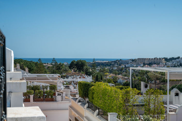 Image No.2-Maison de ville de 3 chambres à vendre à Marbella