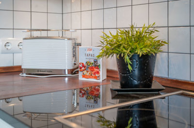 b98le8d7m9k3degpefzhs0lif8u4xzvzhwxtmggyekxx9