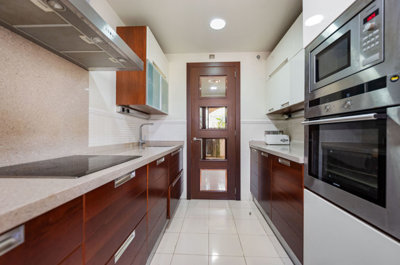 b98le8d7m9k3degpefzhs0lif8u4xzvzhwxtmggyekxx9