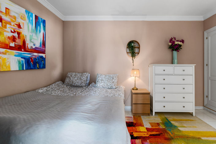 Image No.17-4 Bed Townhouse for sale