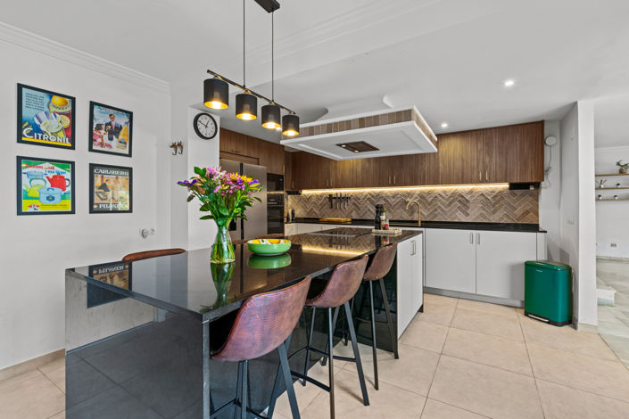 Image No.34-4 Bed Townhouse for sale