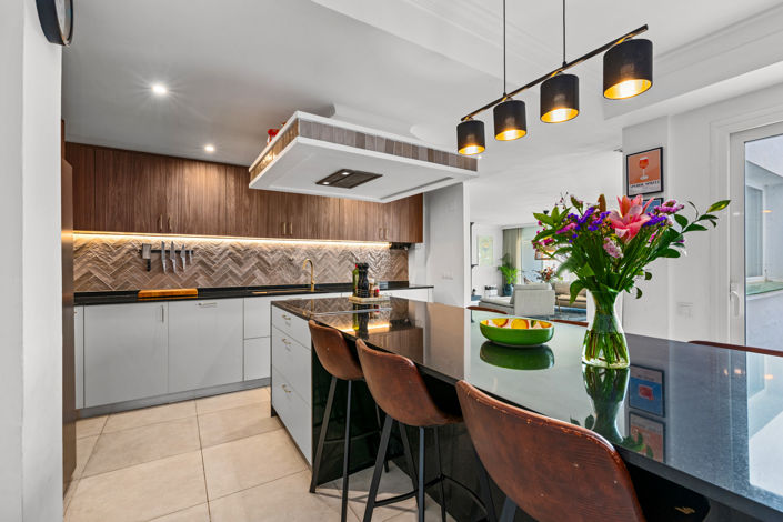 Image No.5-4 Bed Townhouse for sale