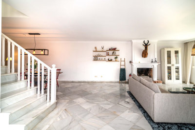 b98le8d7m9k3degpefzhs0lif8u4xzvzhwxtmggyekxx9