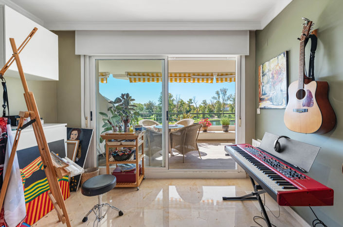 Image No.26-4 Bed Apartment for sale