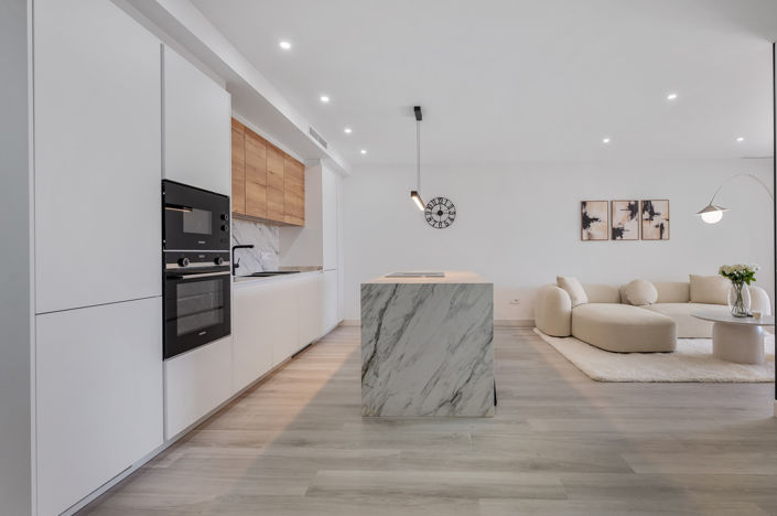 Image No.10-3 Bed Apartment for sale