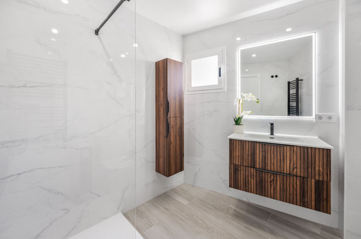 Image No.18-3 Bed Apartment for sale